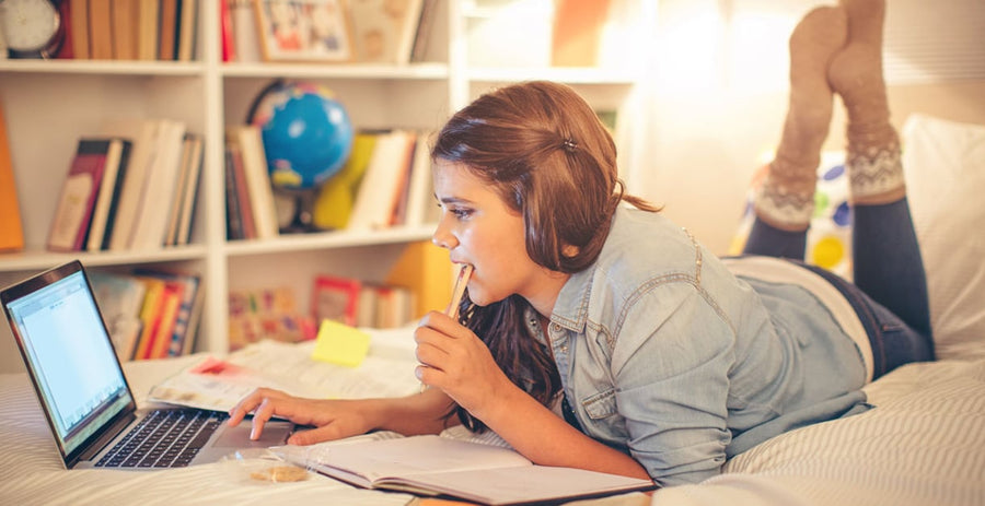 3 Key Differences Between Homeschooling and an Online School